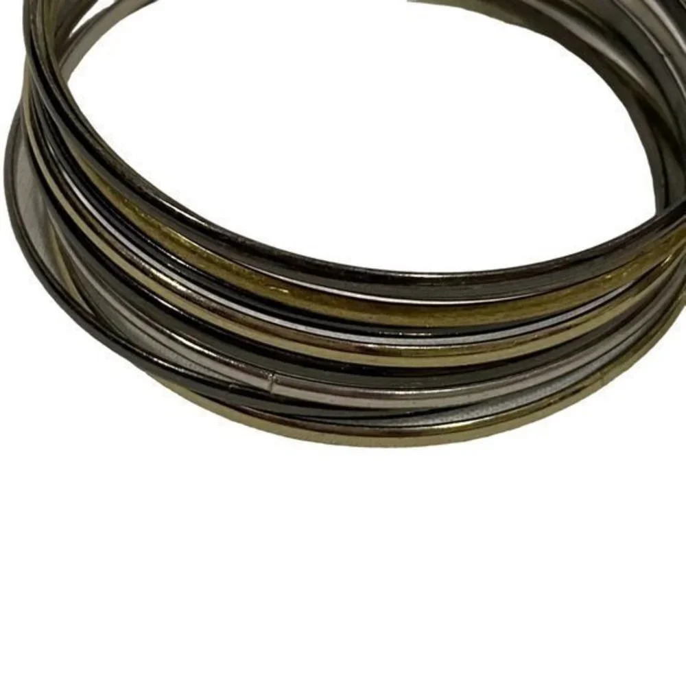 Set of 20 Gold Tone, Silver Tone,‎ and Gunmetal Tone Thin Bracelets